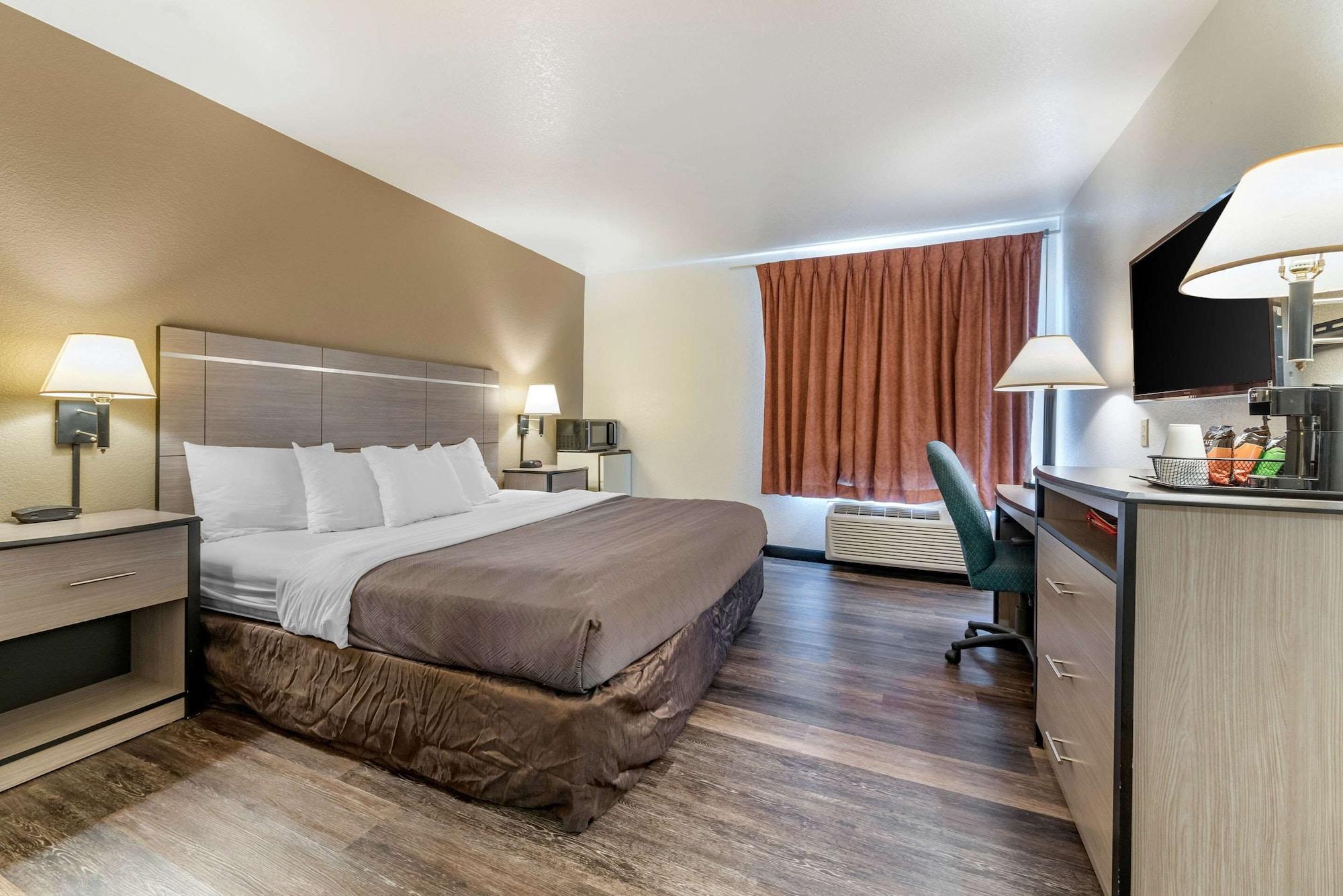 Econo Lodge Pueblo Ngoại thất bức ảnh