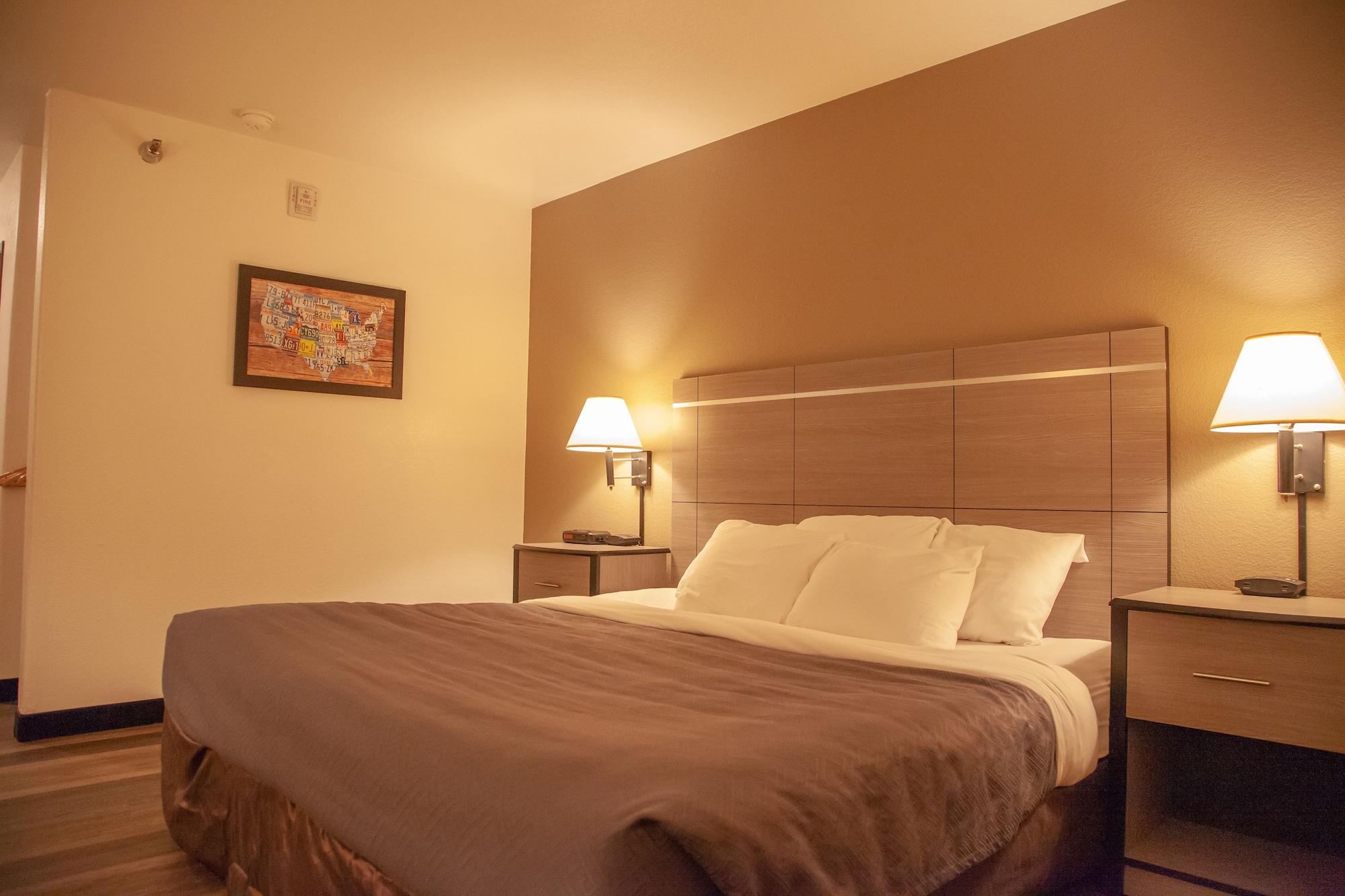 Econo Lodge Pueblo Ngoại thất bức ảnh