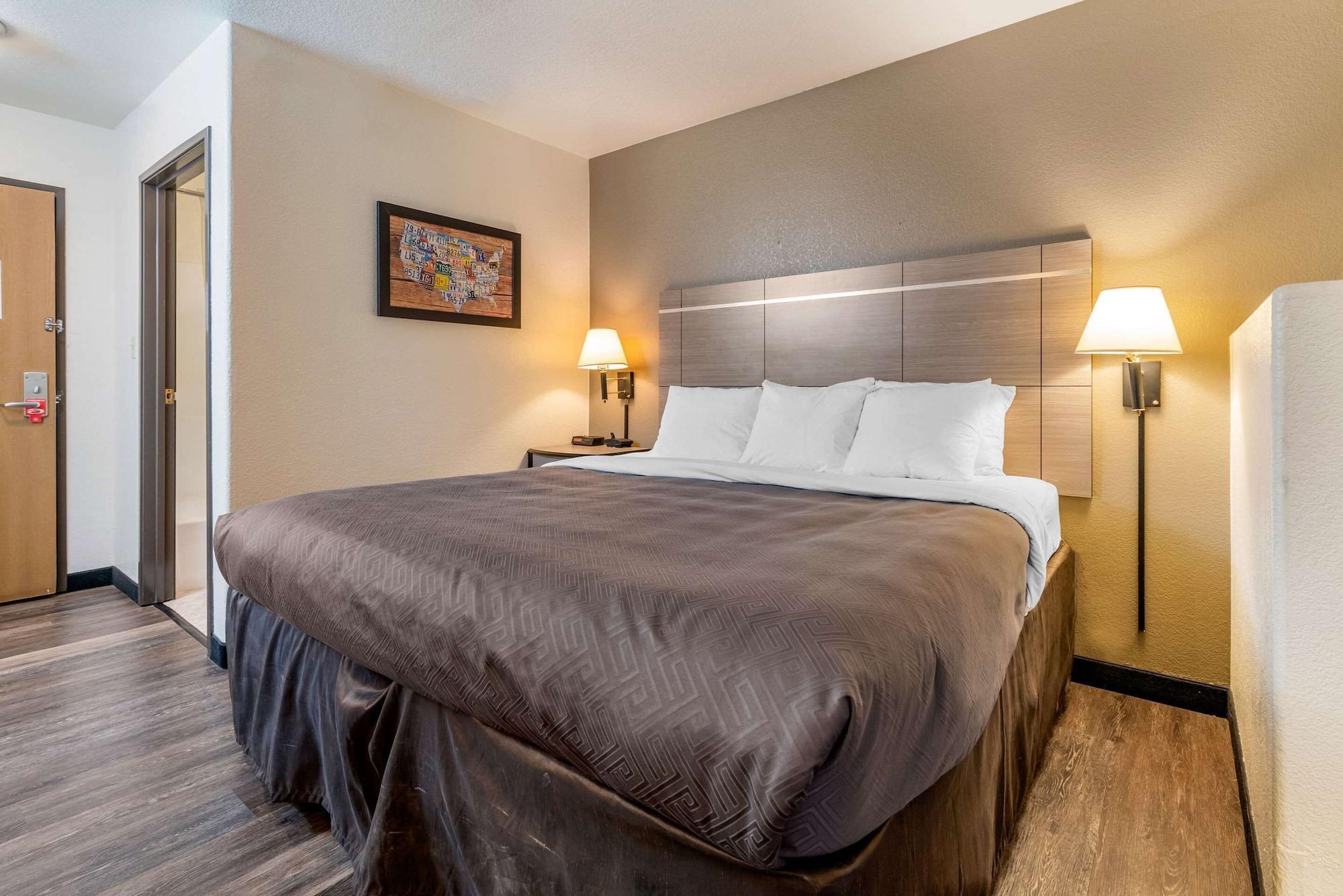Econo Lodge Pueblo Ngoại thất bức ảnh